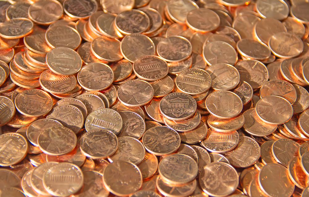Pile of shiny US pennies